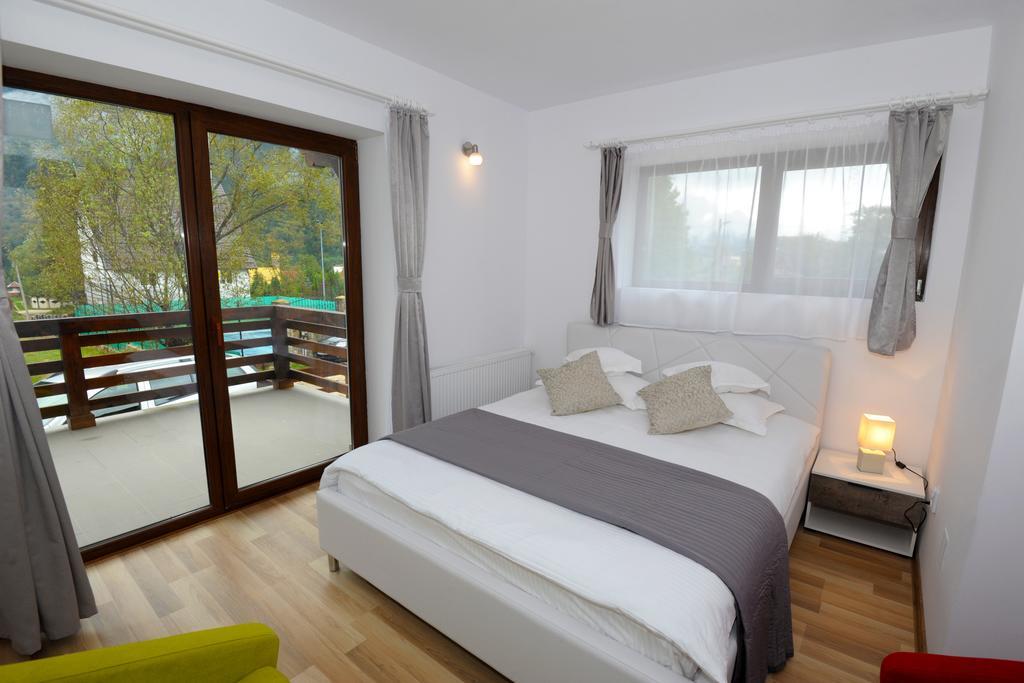 Yael Luxury Apartments 1 บุชเตนี ภายนอก รูปภาพ